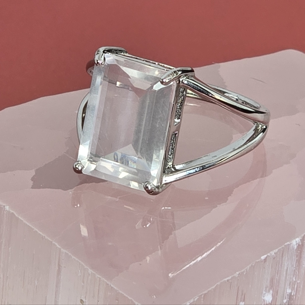 925 Sterling Silver Ring Sz 8 with Natural Rose Quartz 9x14mm
